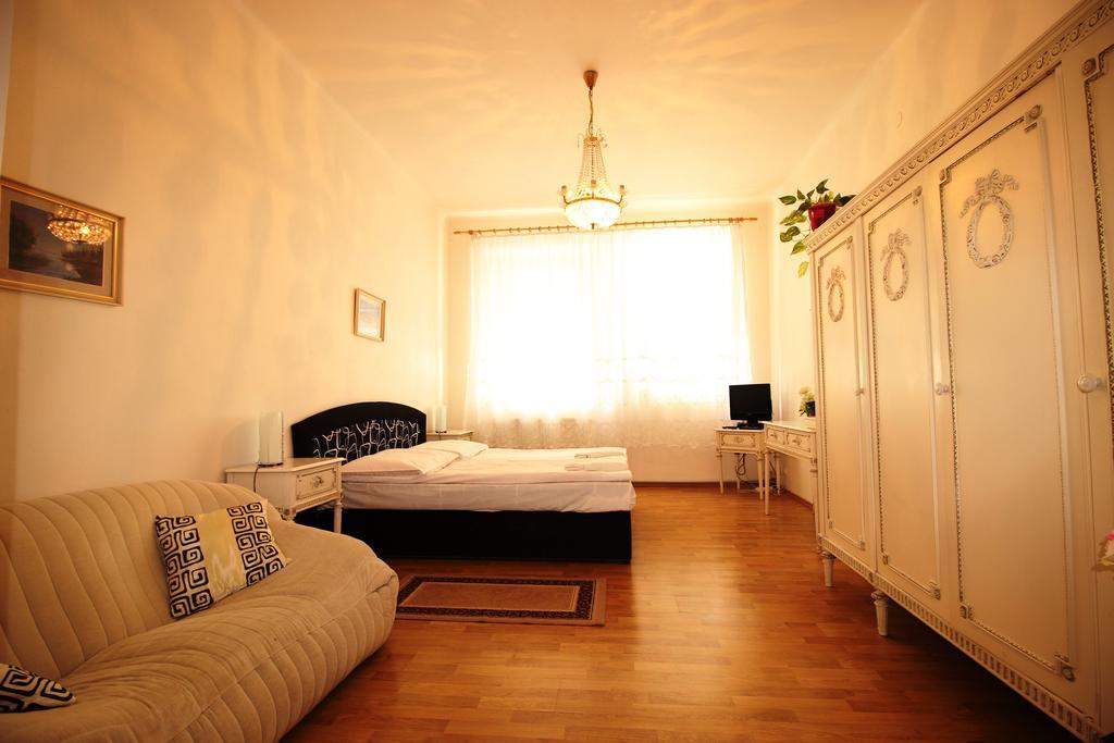 Pension Berg Praga Quarto foto